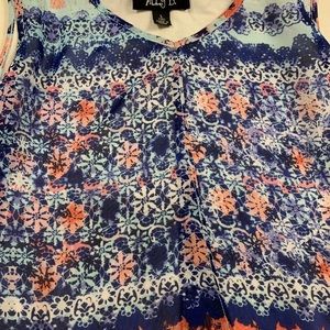 Cute tank top size L